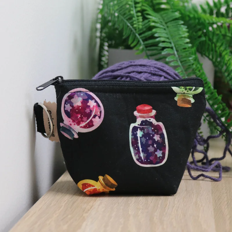  Chic Shoulder Bags At Promotional RatesGet The Latest Trends Take Me Too Notions Bag in Bottle the Stars