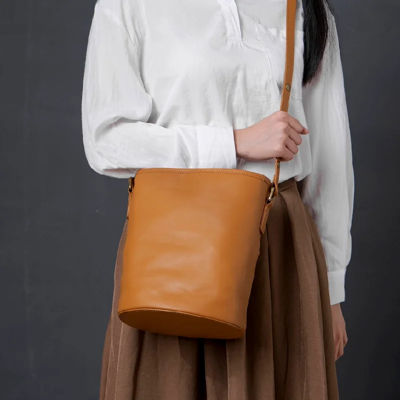 High-End Handbags At Affordable PricesChic And Edgy Small Genuine Leather Bucket Bag Crossbody For Women High-End Handbags At Affordable PricesChic And Edgy Small Genuine Leather Bucket Bag Crossbody For Women