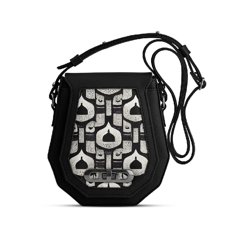  Limited-Stock Bag Clearance – Grab Your Favorite NowGlamorous Fashion Offers Black Polygon Crossbags Light