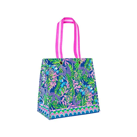 Stylish Handbags At Unbeatable DiscountsMassive Savings Lilly Pulitzer Market Tote, How You Like Me Prowl