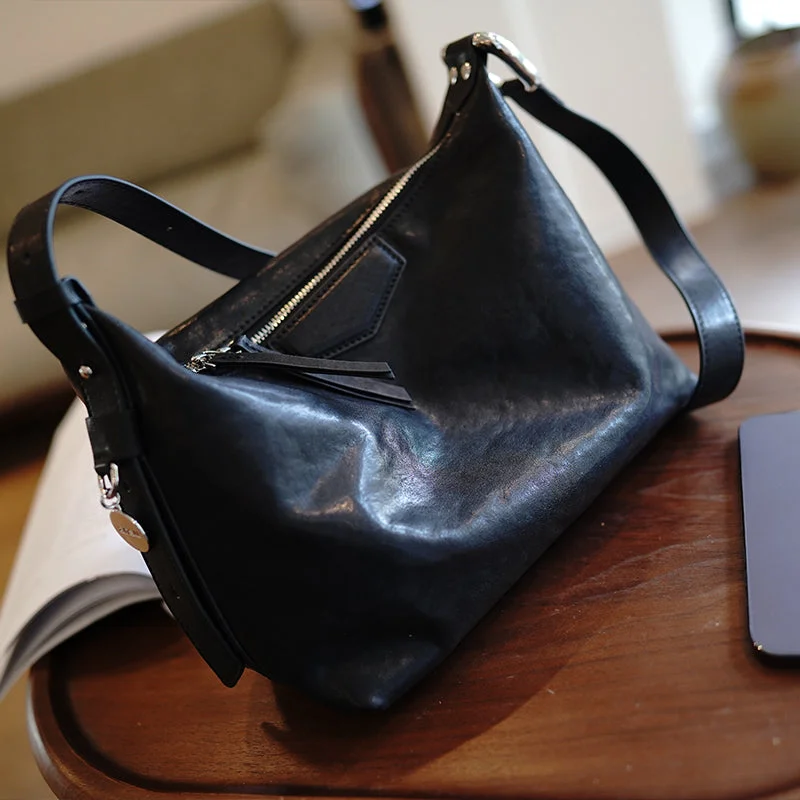  Trendy Purses At Unbeatable DiscountsFashion Forward Black Leather Hobo Shoulder Bag Purse For Women