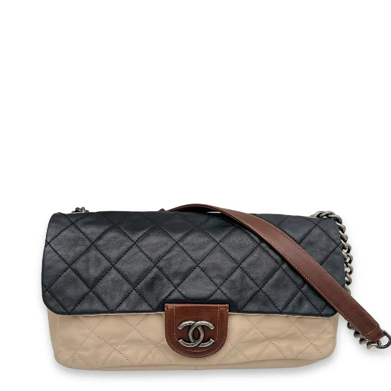  Unmissable Deals On High-Quality Designer BagsChic Style Discounts Flap Navy, Beige and Brown Crossbody Bag in Calfskin, Ruthenium hardware