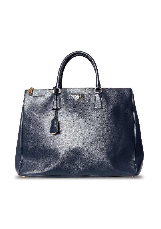  Limited-Time Handbag SaleMust-Have Style Discounts SAFFIANO DOUBLE ZIP GALLERIA