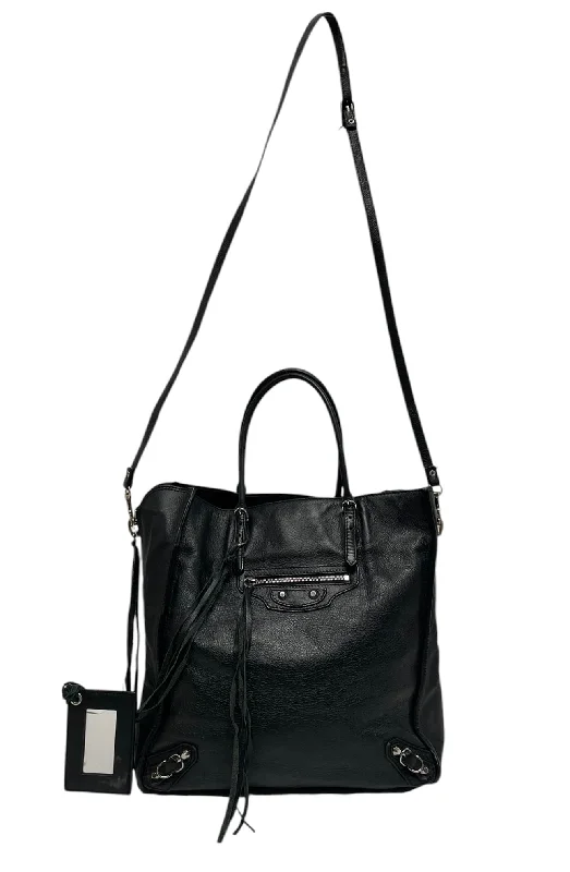  Statement Bags At Unbelievable Discounts – Shop TodayStylish Deals BALENCIAGA/Tote Bag/Leather/BLK/CLASSIC BAG WIT TASSLE