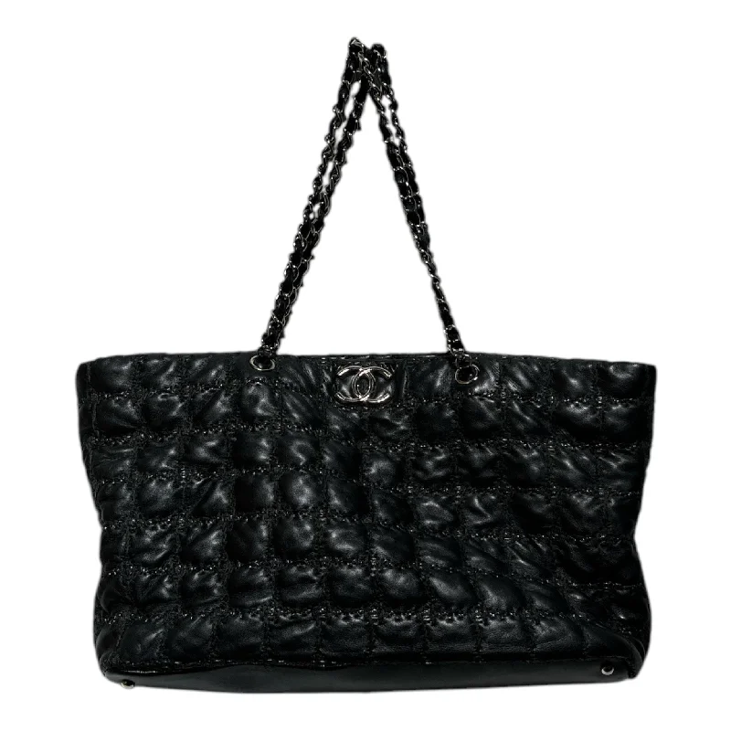  Fashionable Handbags, Limited-Time DealsBold Fashionistas CHANEL/Tote Bag/Leather/BLK/TWEED STITCH