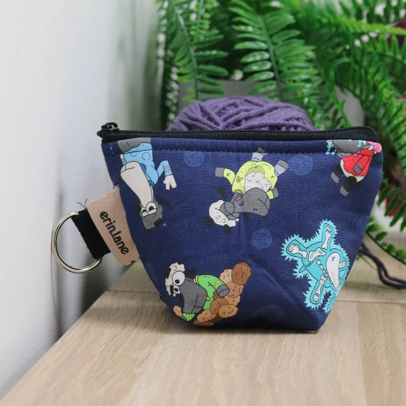  Flash Sale On HandbagsEssentials On Sale Take Me Too Notions Bag in Star Trek Sheeple