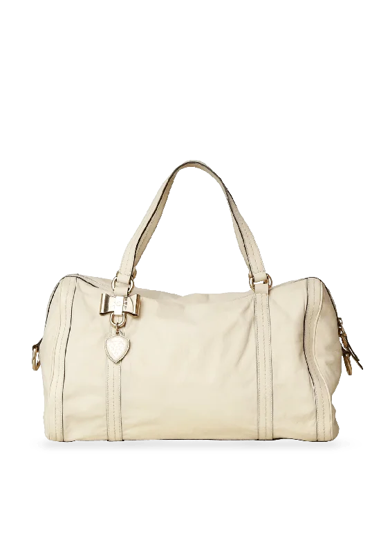 Trendy And Classic Bags Now At Unbeatable DiscountsGenuine Bags On Clearance Sale LARGE DUCHESSA BOSTON BAG Trendy And Classic Bags Now At Unbeatable DiscountsGenuine Bags On Clearance Sale LARGE DUCHESSA BOSTON BAG