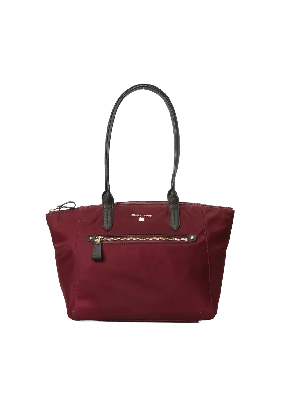  Statement Handbags At Unbeatable DiscountsStreet Chic Discounts KELSEY NYLON TOTE