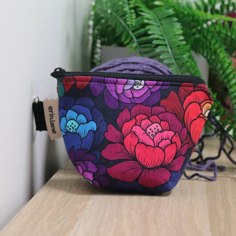  Stylish Totes, Special DiscountsHot Picks Take Me Too Notions Bag in Prismatic Petals