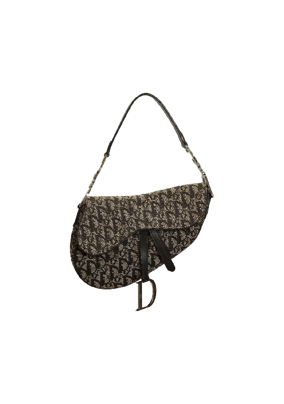  Luxury Meets Affordability – Shop Stunning Bags NowNew Season Fashion Preview DIORISSIMO SADDLE BAG