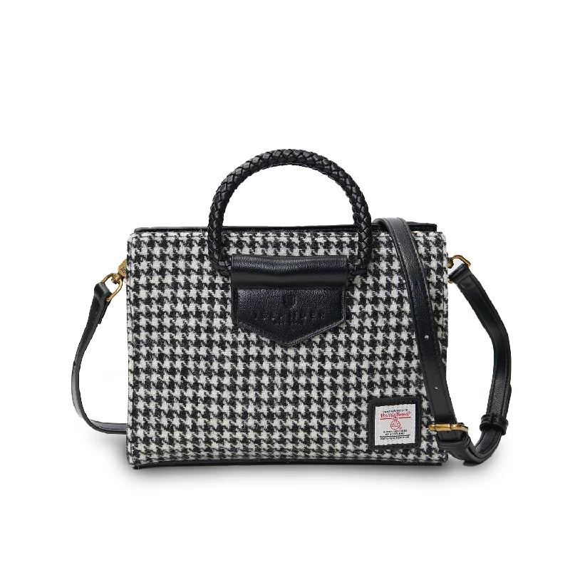 Black and White Dogtooth