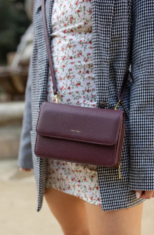  High-End Handbags At Affordable PricesPixie Mood Jane 2 in 1 Crossbody Purse