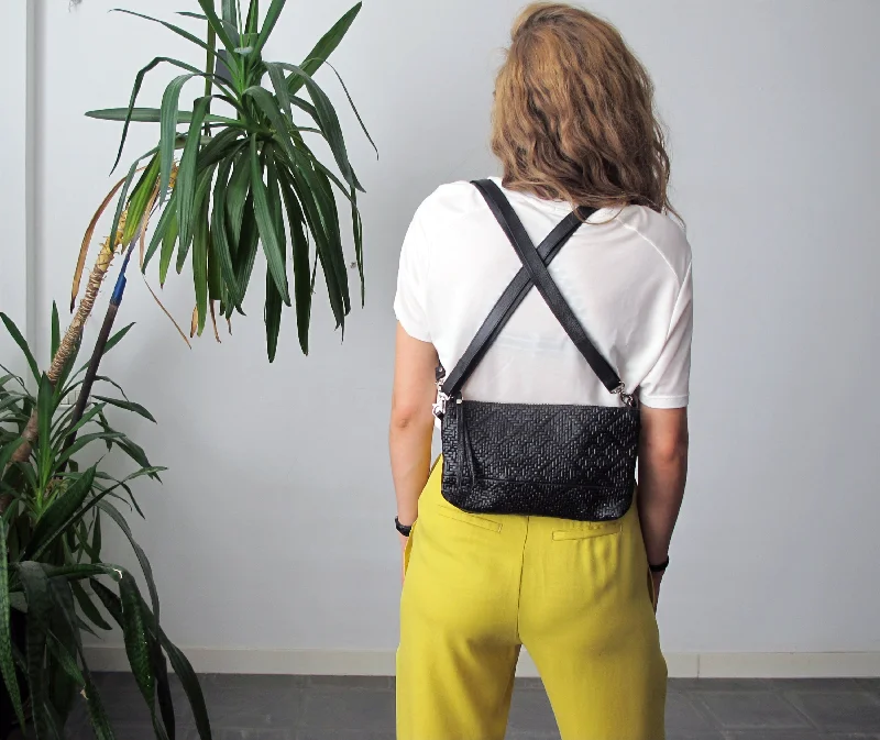  Classic Totes At Unbeatable Deals3in1 Leather Clutch Bag