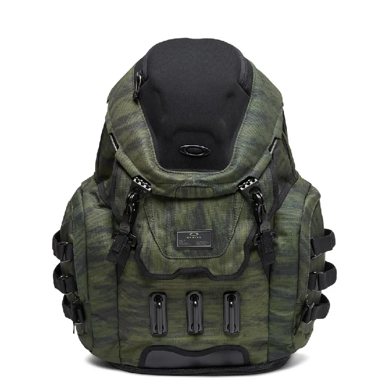  Statement Bags With Exclusive SavingsOakley - Kitchen Sink Backpack (92060A 9RK)
