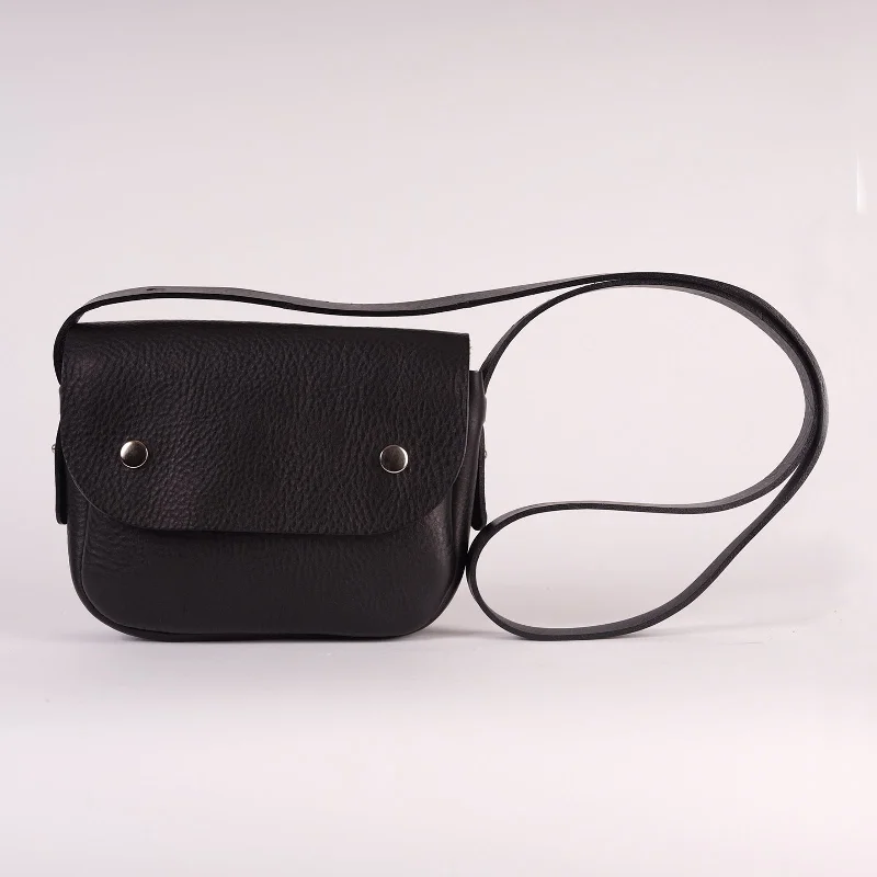  Must-Have Bags With Big SavingsBlack Orbed Pop Bag
