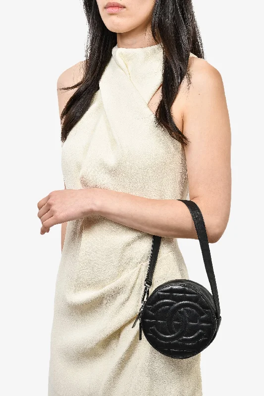 Trendy & Timeless Bags, Now On SalePre-loved Chanel™ 2003/2004 Black Leather Round CC Shoulder Bag Trendy & Timeless Bags, Now On SalePre-loved Chanel™ 2003/2004 Black Leather Round CC Shoulder Bag