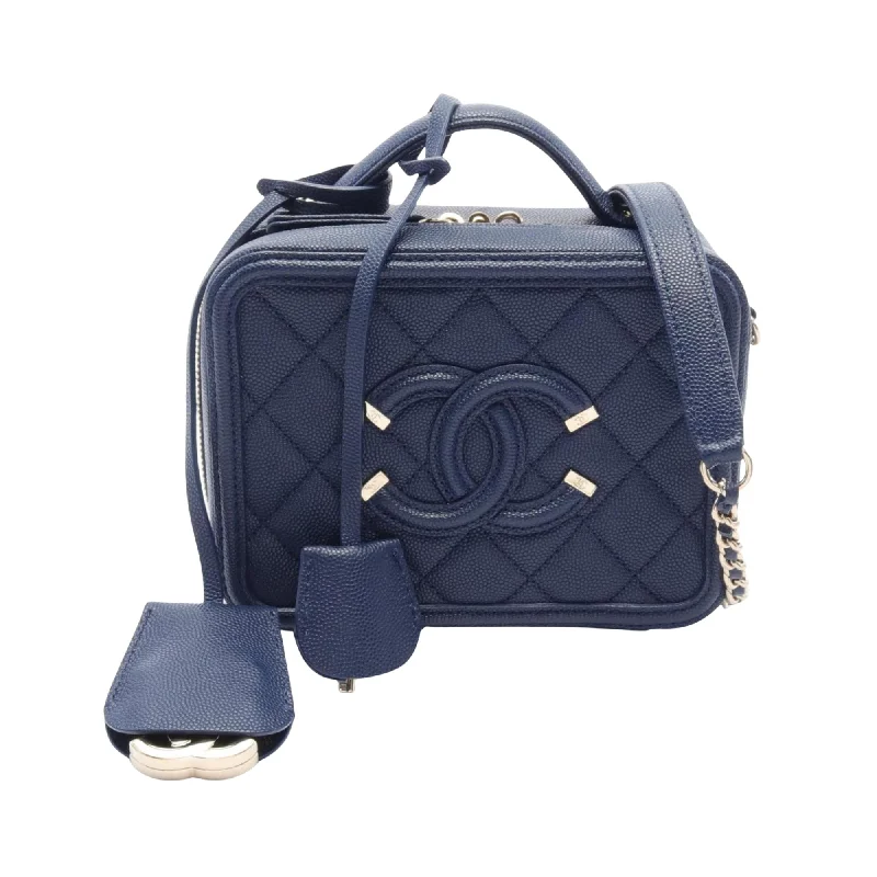  Must-Have Bags, Big DiscountsChanel Cc Filigree  Leather Shoulder Bag (Pre-Owned)