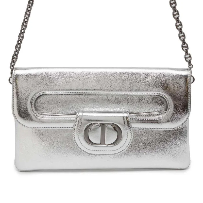  Unmissable Deals On Trendy HandbagsDior  Leather Shoulder Bag (Pre-Owned)