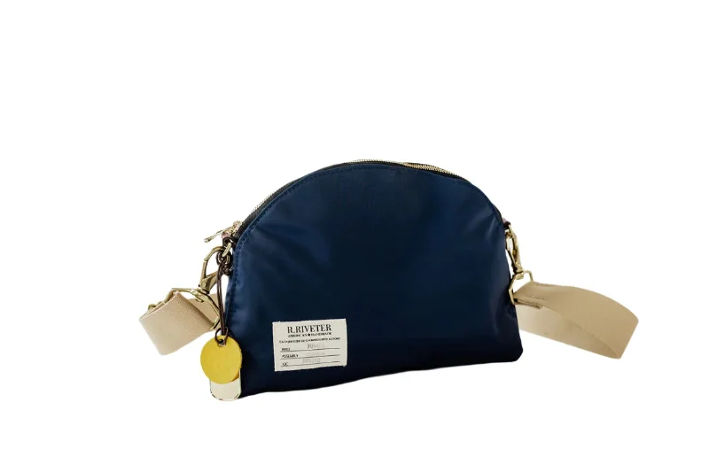  Timeless Handbags At Reduced PricesHopper | Navy Nylon