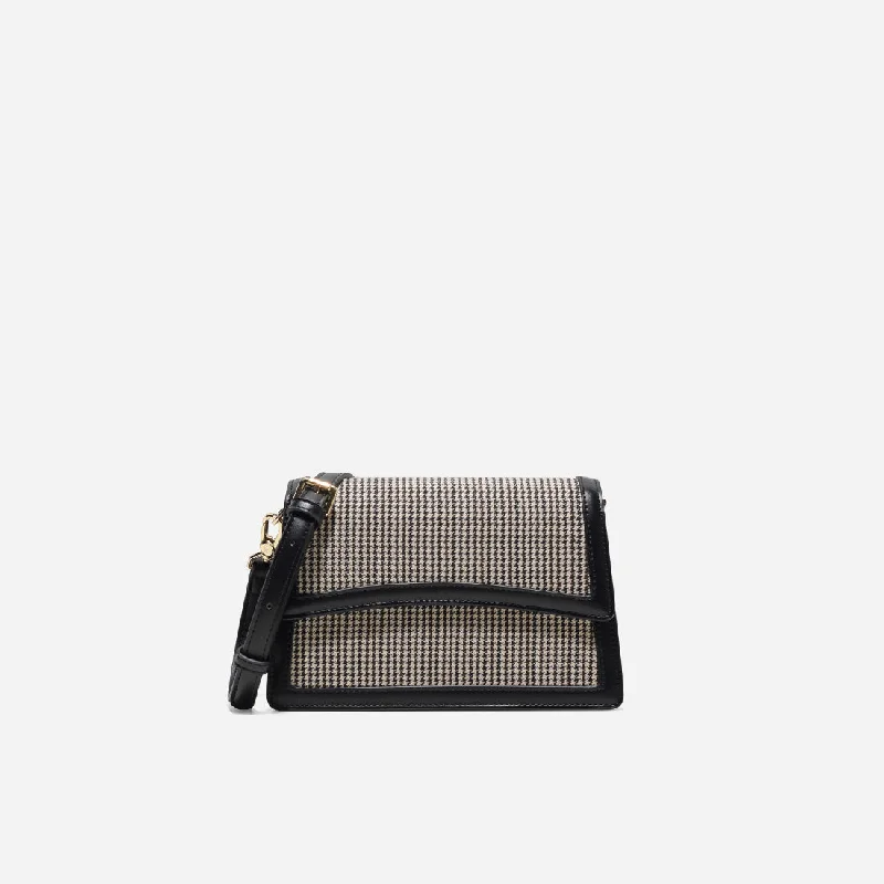  Chic Bags, Shop NowLeonora Shoulder Bag