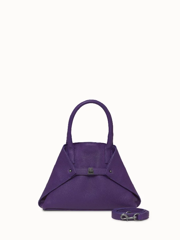  Huge Handbag Markdowns – Update Your Collection NowLightweight Bags With Clearance Prices Ai Little Top Handle Tote