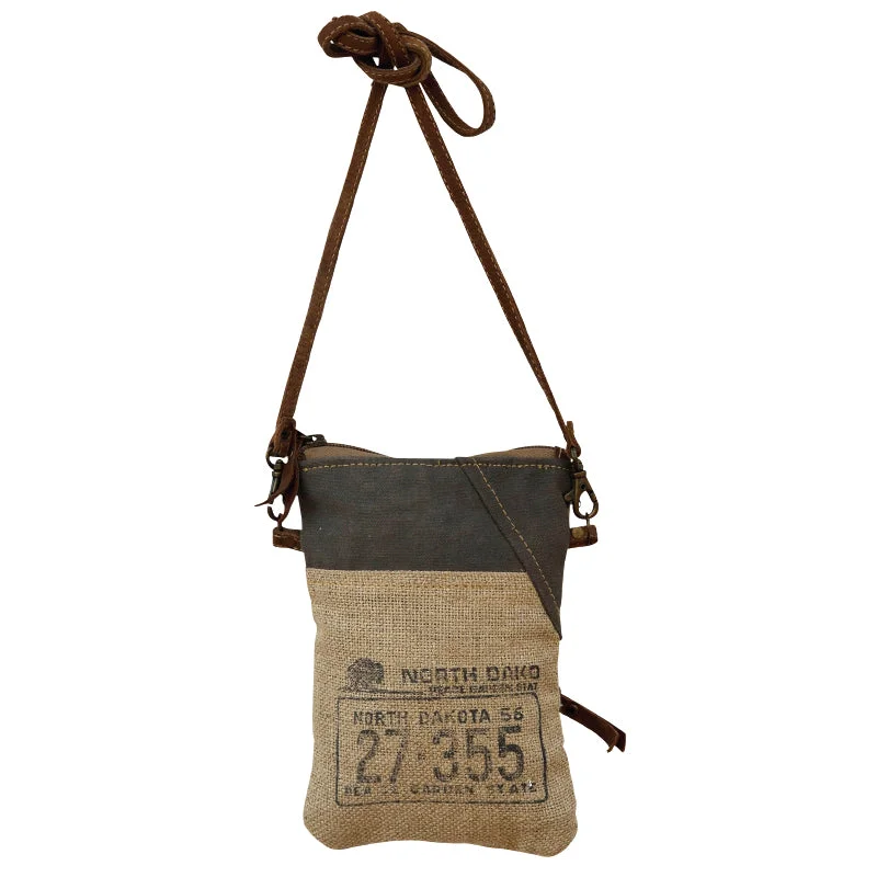 Timeless Handbags At Reduced PricesNorth Dakota Passport Bag
