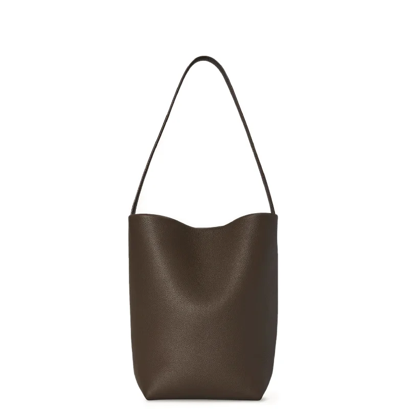  Luxury Bags, Budget PricesPark Tote N/S Medium Grained, Elephant