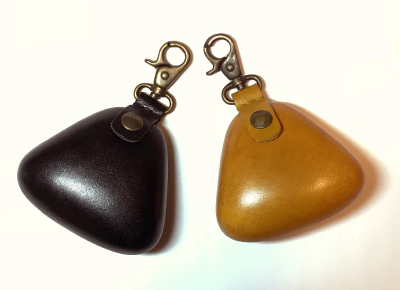  Affordable Elegance, Grab YoursDesigner-Inspired Bags At Budget-Friendly Prices Paulette Rollo ~ Triangle Coin Purse