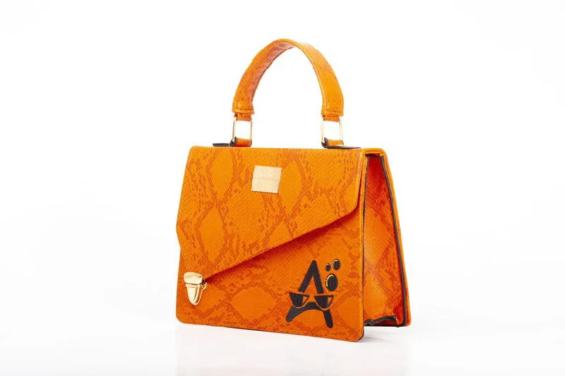  Your Perfect Bag At The Perfect PriceScarlet Tote Bag