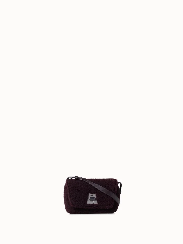  Fashion-Forward Bags At Limited-Time OffersAnouk Little Day Bag
