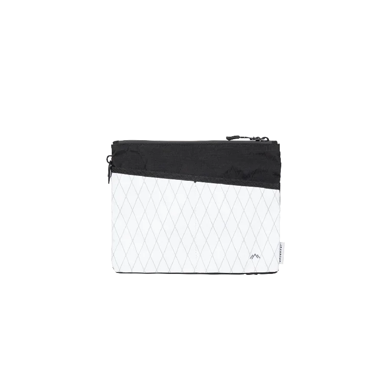  Trendy And Timeless Handbags Now On SaleStreet-Smart Crossbody Bag