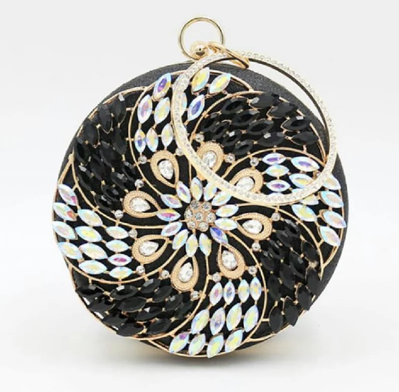  Handbag Deals For Every OccasionOLIVIA Clutch