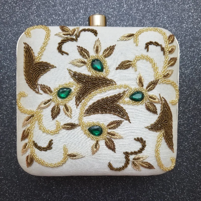  Elevate Your Style With Our Handbag SaleSOBIA Clutch