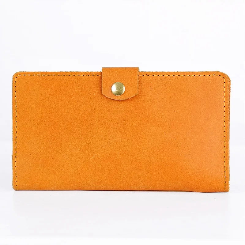  Affordable Luxury – Exclusive Savings On Premium BagsLEMI CLUTCH WALLET: Rust Brown