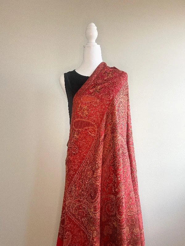  Premium Bags, Special PricesSARA Shawl