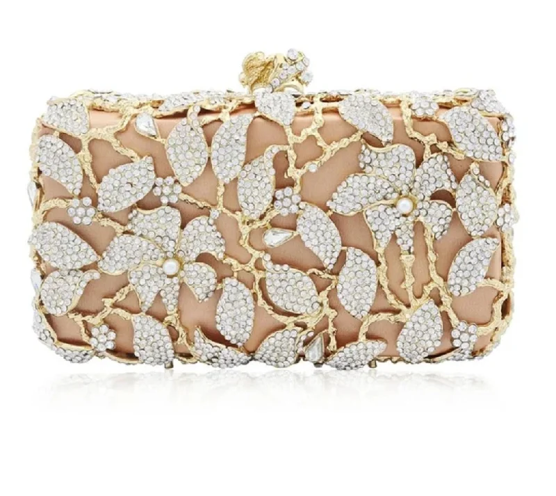  Trendy Purses With Limited-Time OffersIREM Clutch