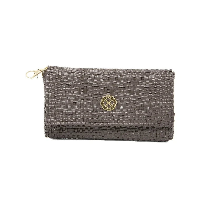  Sleek And Stylish Handbags At Lower PricesBROWN CLUTCH