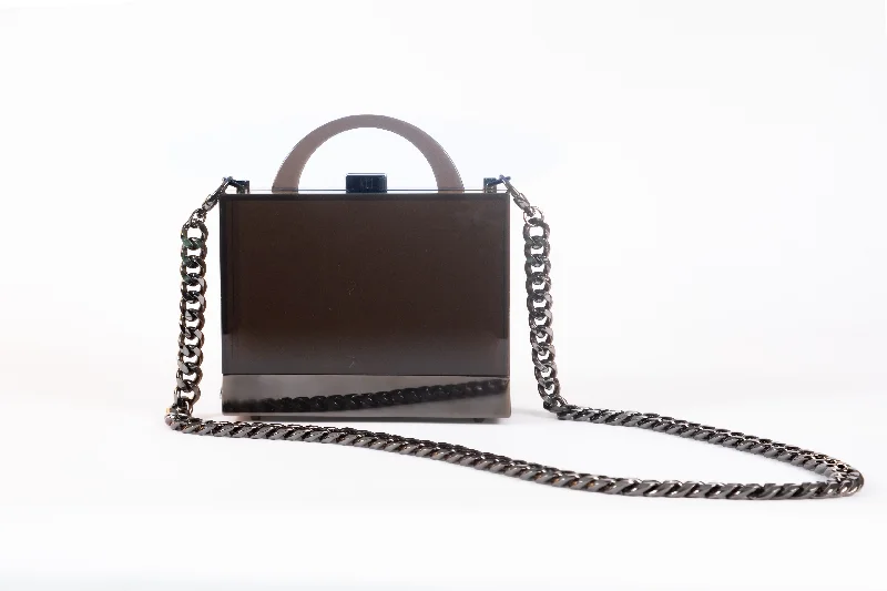 Statement Bags At Unbelievable Discounts – Shop TodayCLASSIC CLUTCH in Black