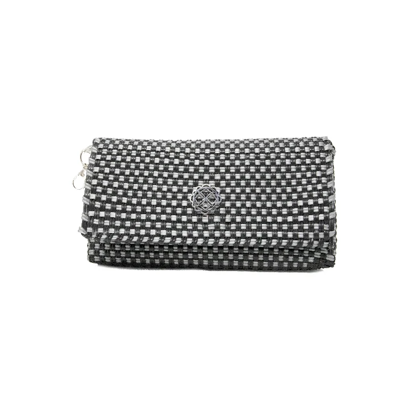  The Best Handbag Deals Are Available NowGRAY BLACK CLUTCH