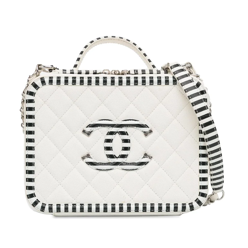  Iconic Handbags At Budget-Friendly PricesChanel Medium Caviar CC Filigree Vanity Case (SHG-APLaSU)