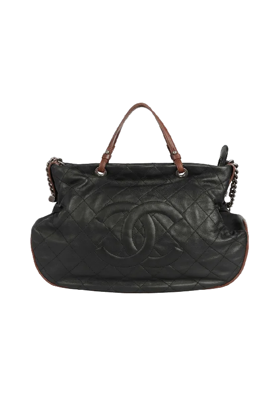  Elegant Bags, Limited Stock AvailableCOUNTRY CHIC TOTE