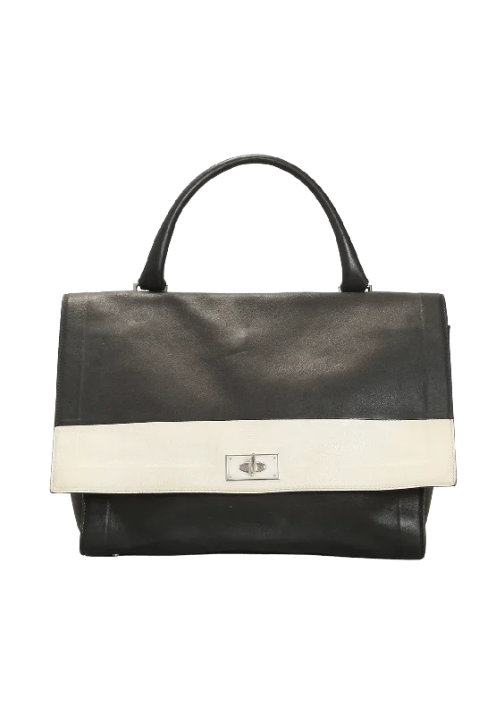 Chic Crossbody Bags, Limited OffersMEDIUM SHARK LOCK BAG